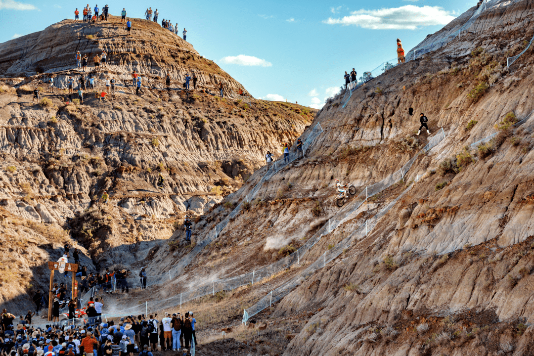 爱游戏体育-关于Ming连续十场比赛得分超过惊险取胜，塞尔维亚队挑战极限！的信息