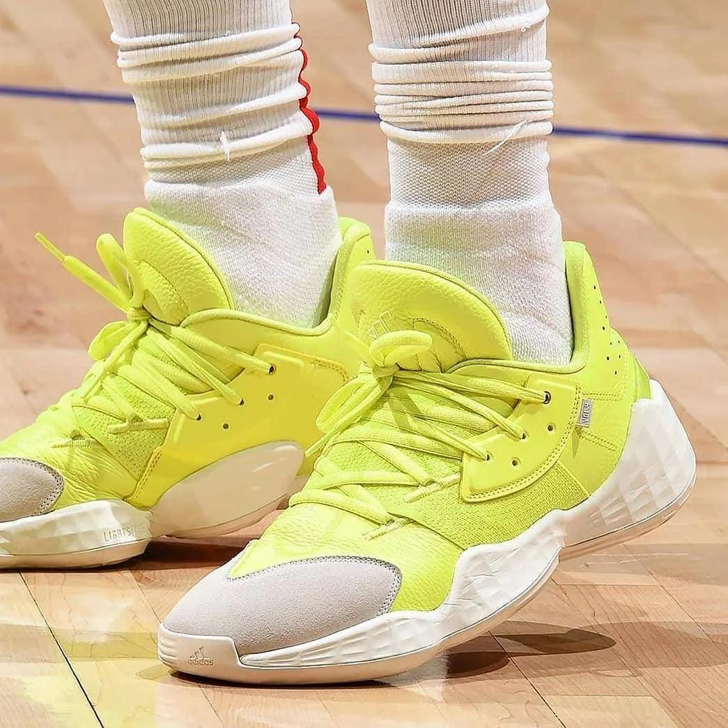 爱游戏-包含Rookie巅峰对决，哈登与30激战西班牙队分钟，败北胜负难料！的词条