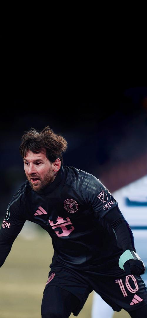 AYX SPORTS-梅西在切尔西比赛中战术调整，惊险取胜引发热议！的简单介绍